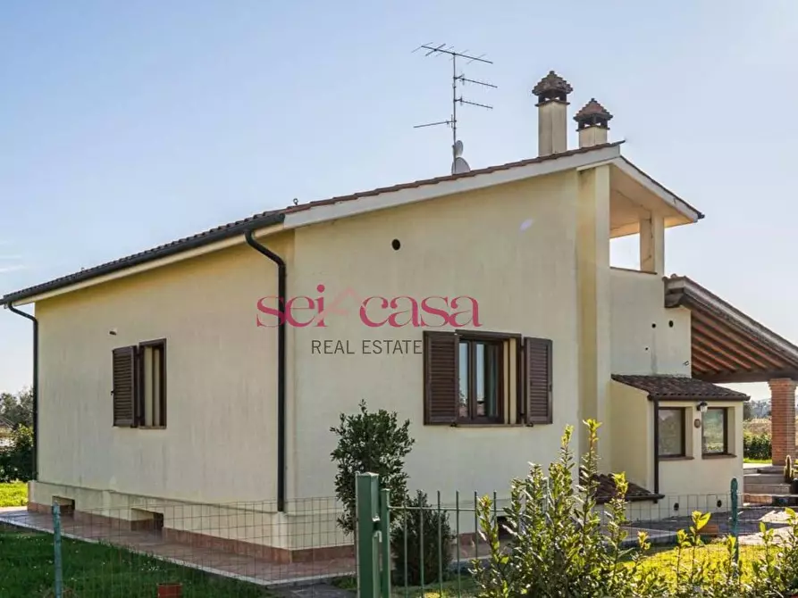 Immagine 27 di Villa in vendita  a Grosseto