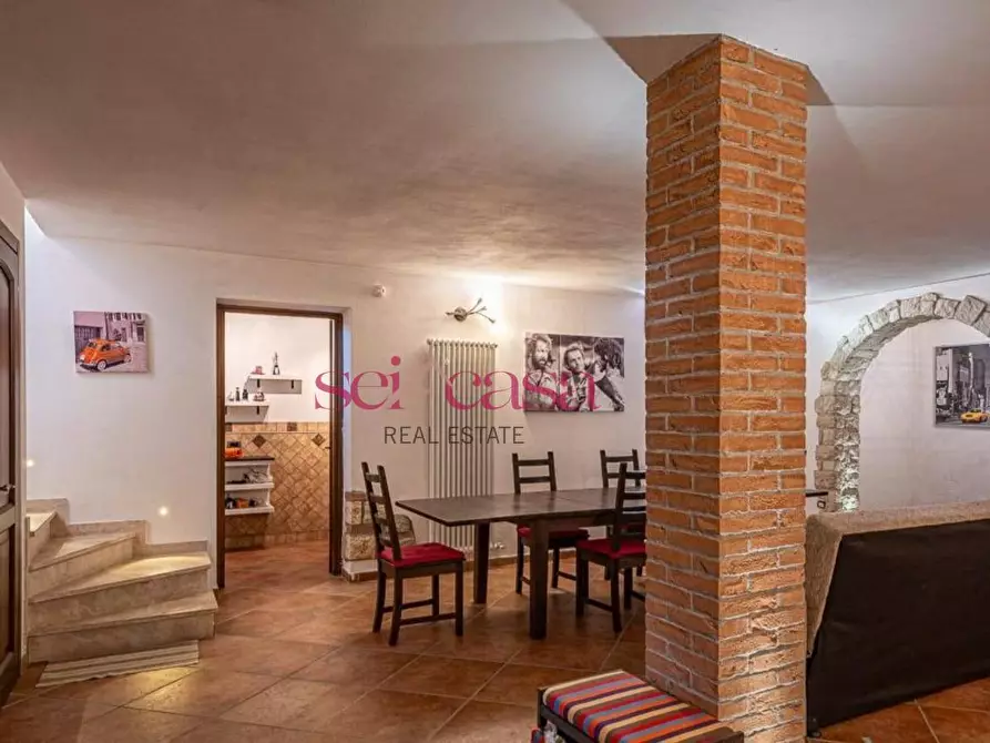 Immagine 4 di Villa in vendita  a Grosseto