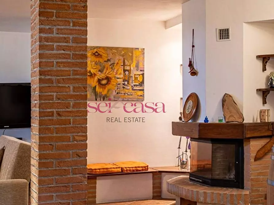 Immagine 3 di Villa in vendita  a Grosseto