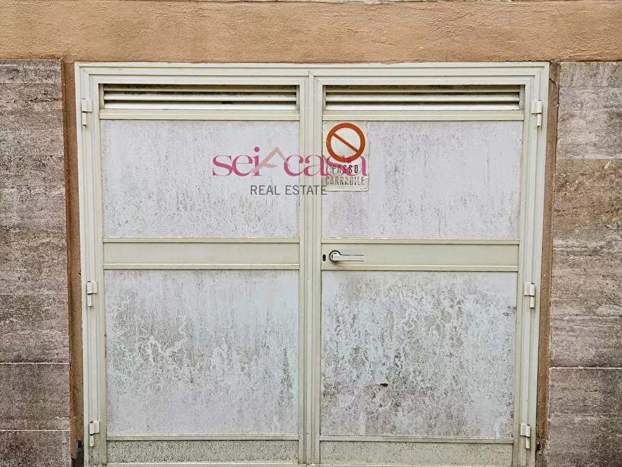 Immagine 2 di Box auto in vendita  a Grosseto