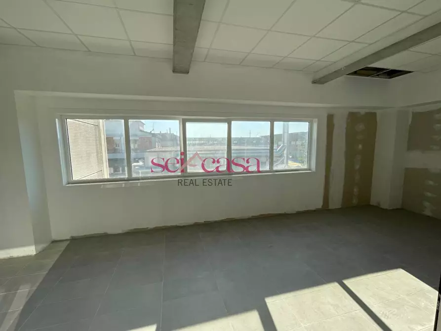 Immagine 3 di Ufficio in affitto  a Grosseto