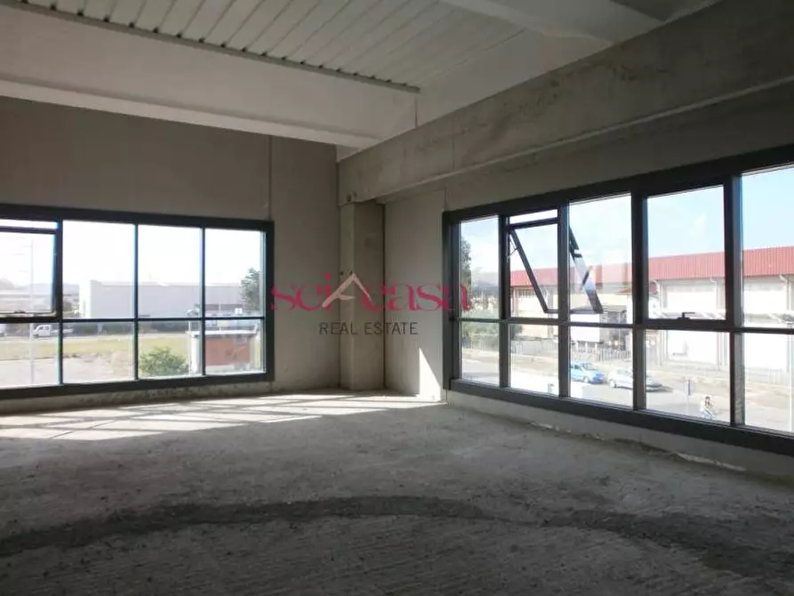 Immagine 4 di Locale commerciale in affitto  a Grosseto