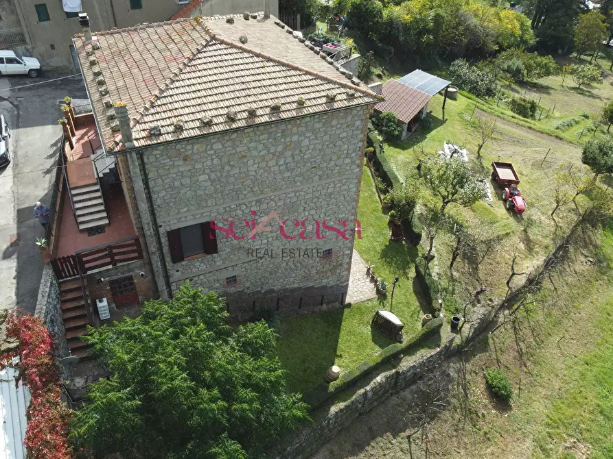 Immagine 34 di Villa in vendita  a Roccastrada