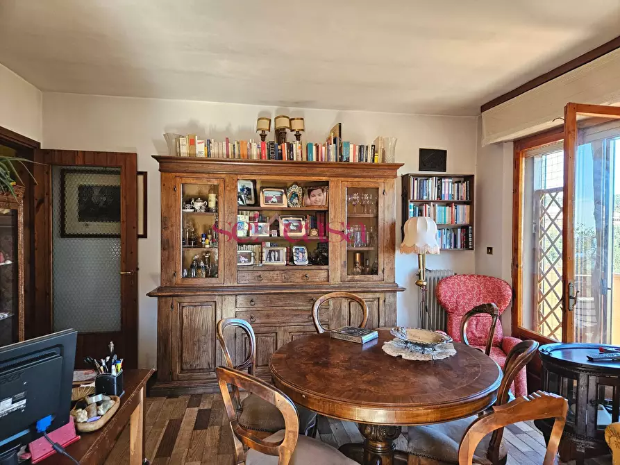 Immagine 4 di Appartamento in vendita  a Scansano