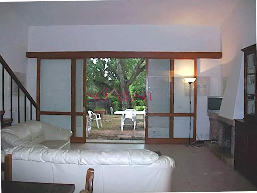 Immagine 2 di Villa in vendita  a Castiglione Della Pescaia