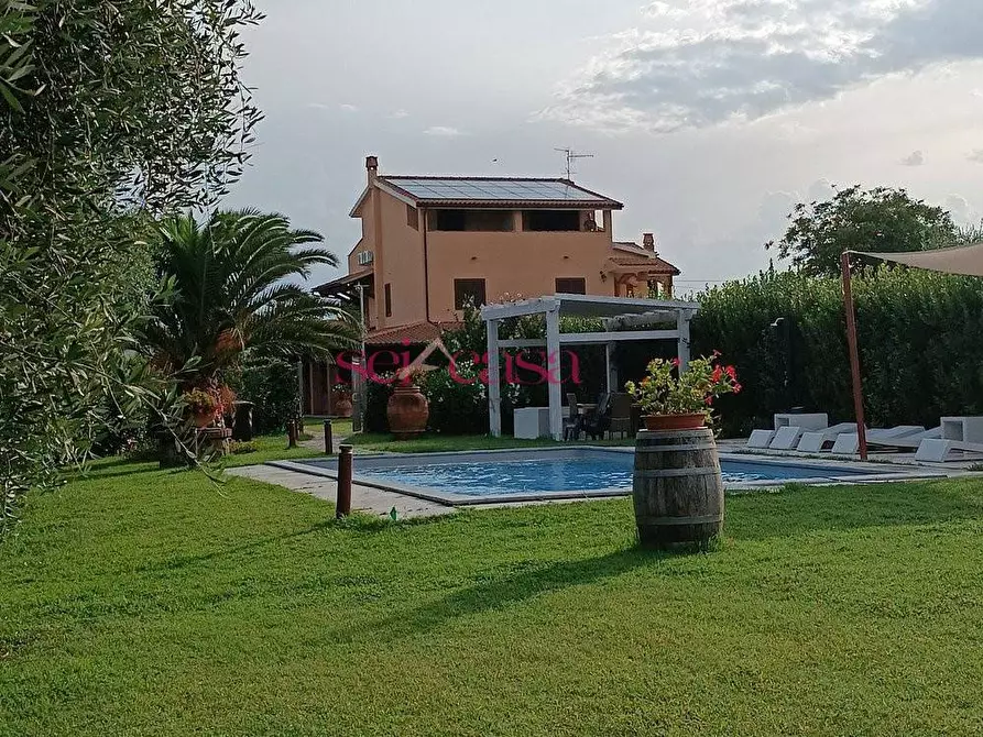 Immagine 10 di Villa in vendita  a Gavorrano
