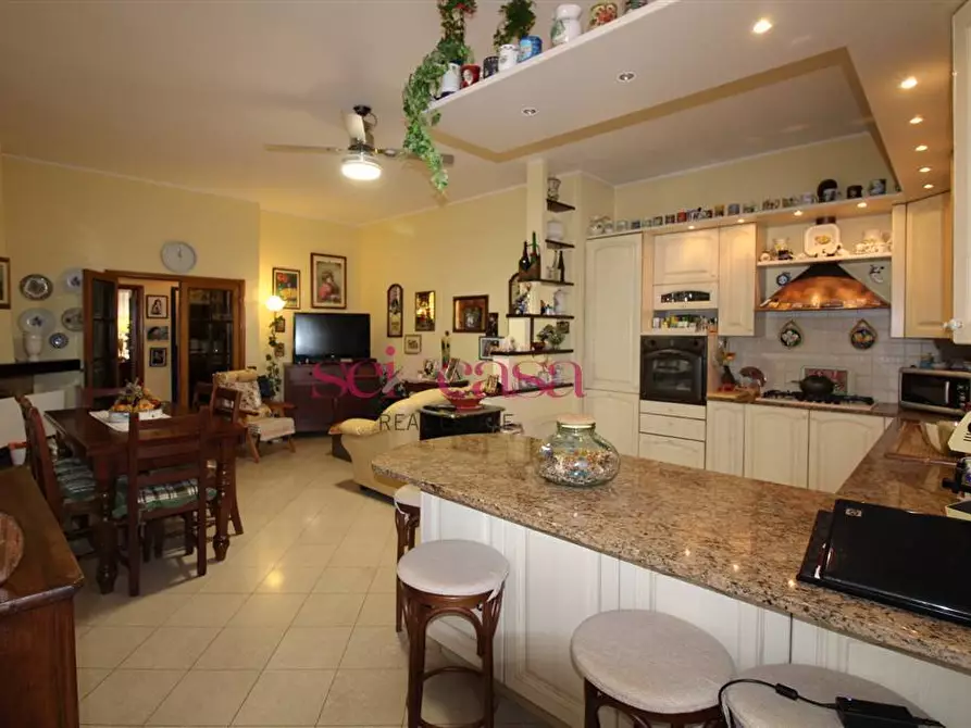 Immagine 9 di Villa in vendita  a Roccastrada