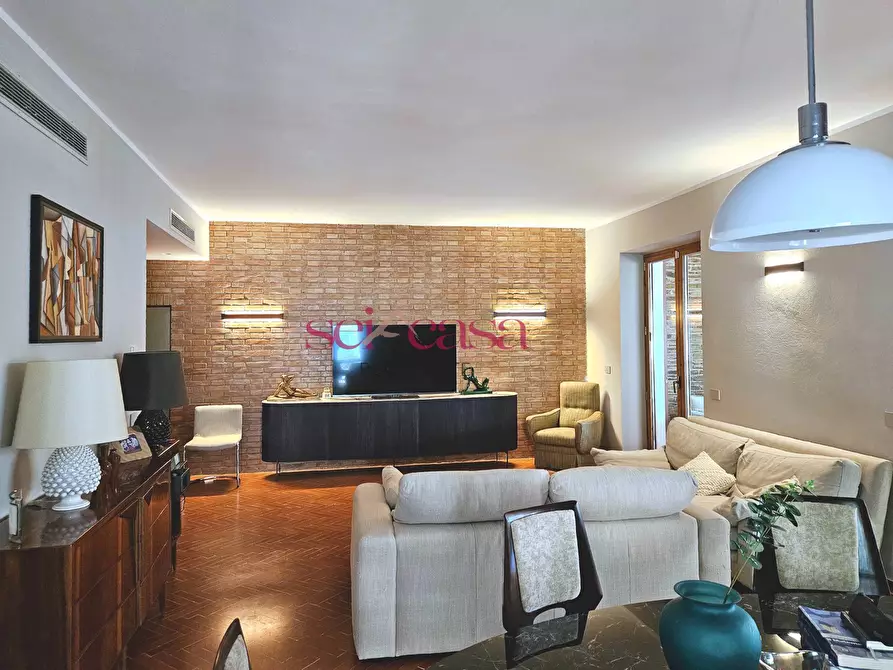 Immagine 11 di Appartamento in vendita  a Grosseto