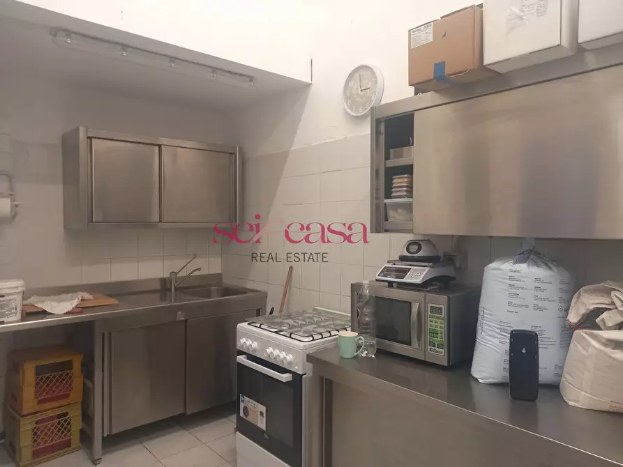 Immagine 3 di Locale commerciale in affitto  a Grosseto