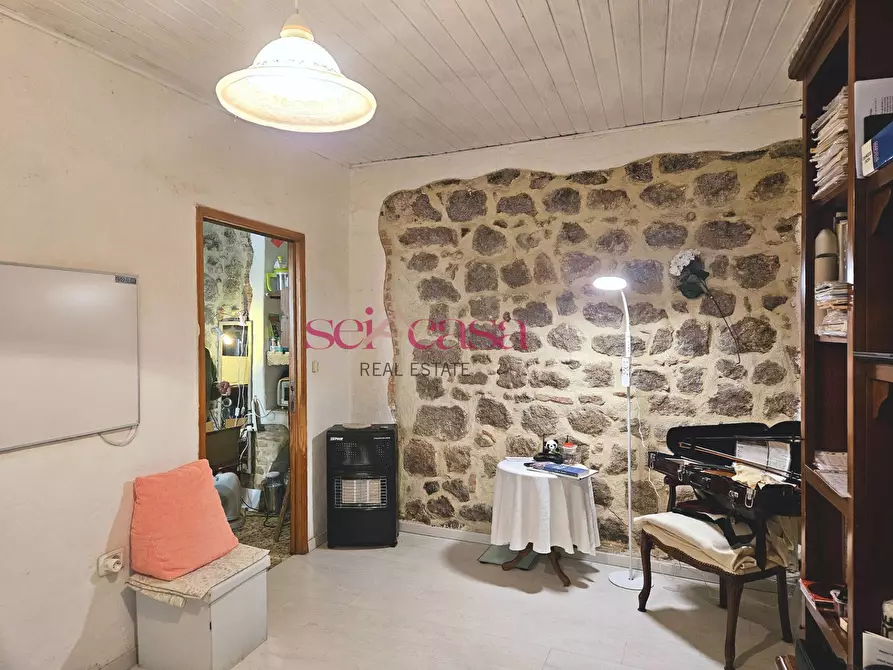 Immagine 2 di Appartamento in vendita  a Roccastrada