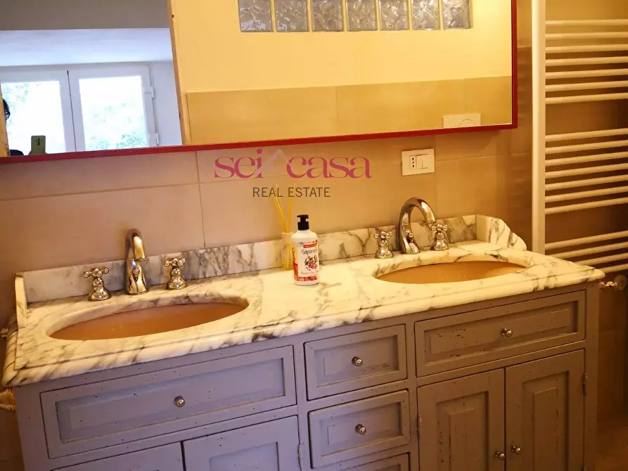 Immagine 20 di Rustico / casale in vendita  a Scansano