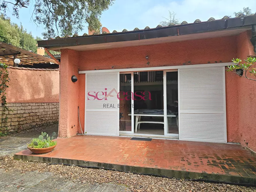 Immagine 26 di Villa in vendita  a Castiglione Della Pescaia