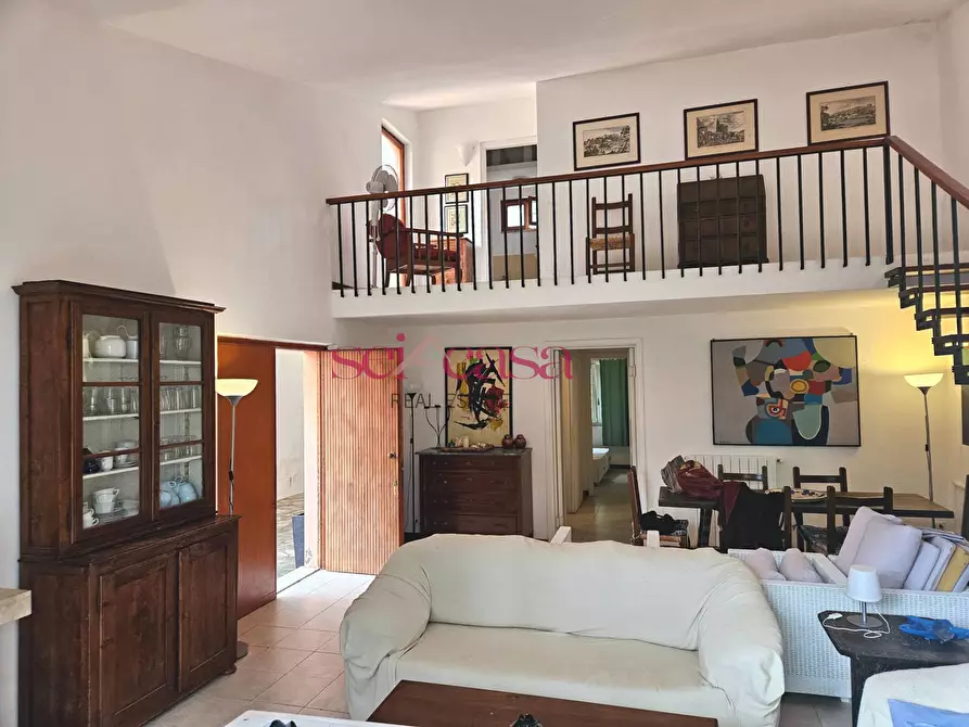 Immagine 1 di Villa in vendita  a Castiglione Della Pescaia