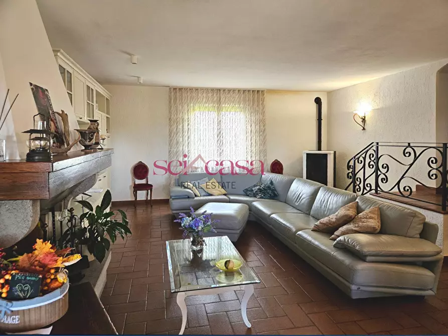 Immagine 2 di Agriturismo in vendita  a Grosseto