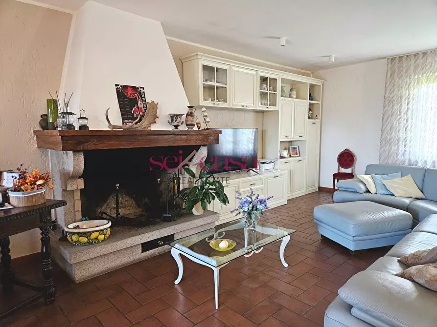 Immagine 4 di Agriturismo in vendita  a Grosseto