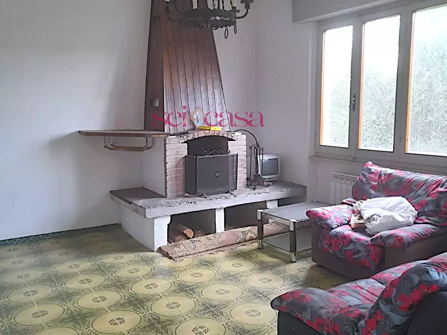 Immagine 4 di Villa in vendita  a Grosseto