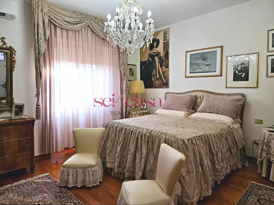 Immagine 18 di Villa in vendita  a Grosseto