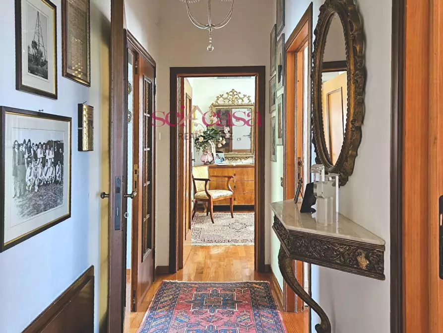 Immagine 15 di Villa in vendita  a Grosseto