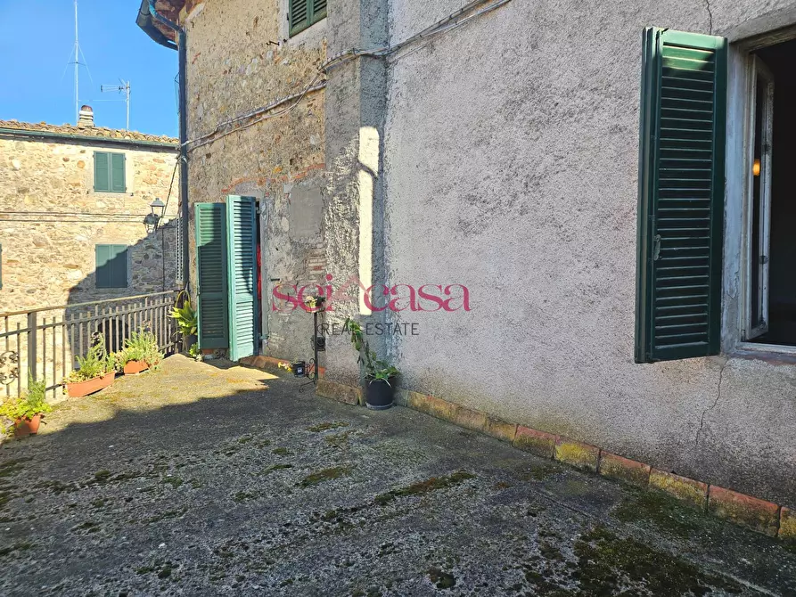 Immagine 5 di Casa indipendente in vendita  a Monticiano