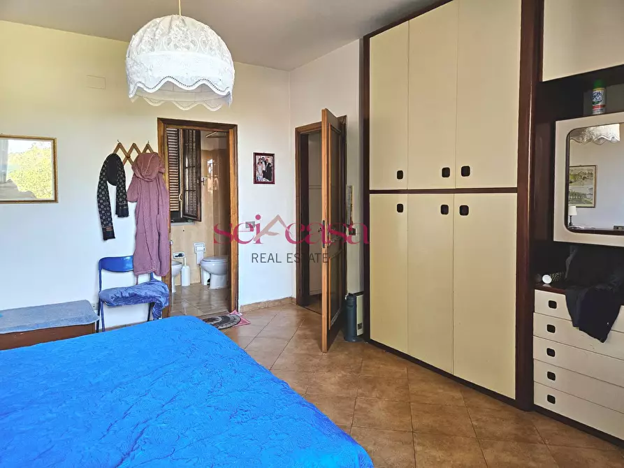 Immagine 21 di Villa in vendita  a Roccastrada