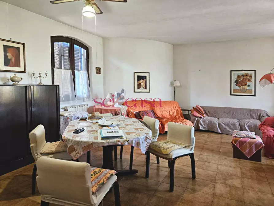 Immagine 14 di Villa in vendita  a Roccastrada