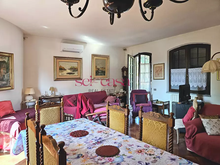 Immagine 27 di Villa in vendita  a Roccastrada