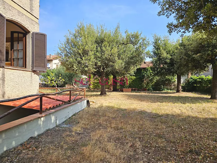 Immagine 36 di Villa in vendita  a Roccastrada
