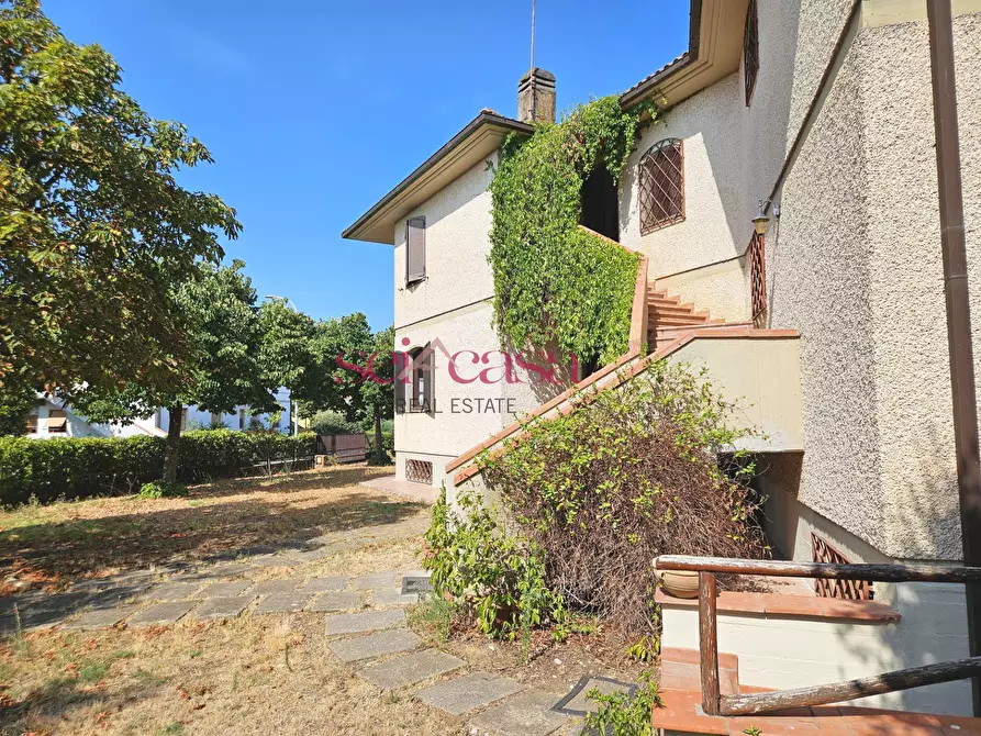 Immagine 38 di Villa in vendita  a Roccastrada