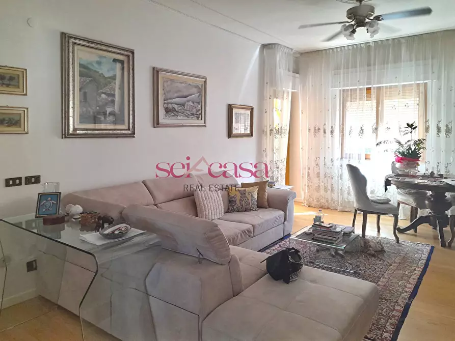 Immagine 1 di Appartamento in vendita  a Grosseto