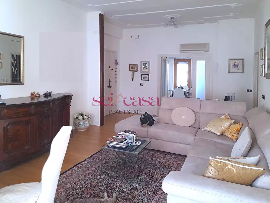 Immagine 4 di Appartamento in vendita  a Grosseto