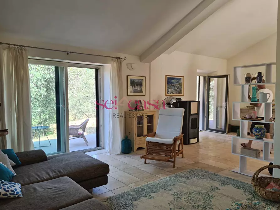 Immagine 1 di Rustico / casale in vendita  a Scansano