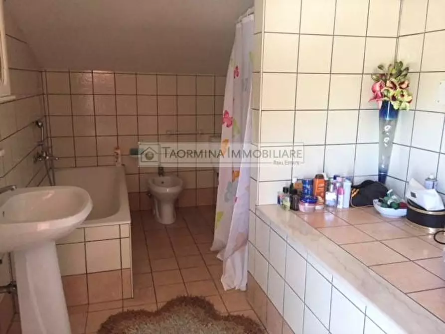 Immagine 9 di Casa semindipendente in vendita  in via E. Berlinguer 5 a Antillo