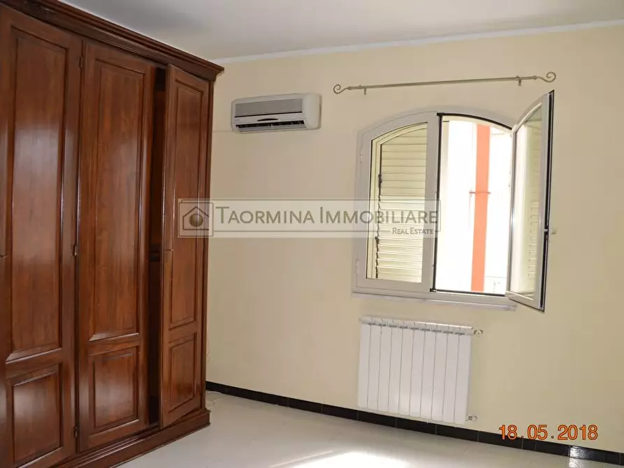 Immagine 8 di Appartamento in vendita  in via Alessandro Manzoni a Taormina