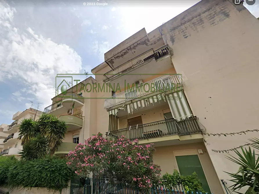 Immagine 1 di Appartamento in vendita  in Corso delle Province 15 a Antillo