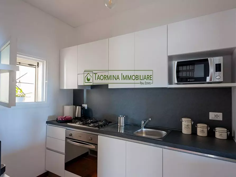Immagine 18 di Appartamento in affitto  in via Nazionale 105 a Taormina