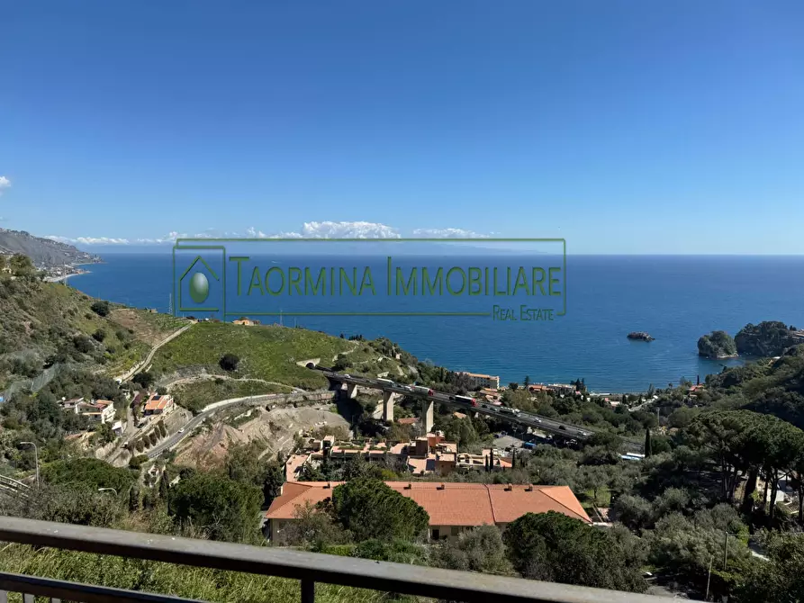 Immagine 7 di Appartamento in vendita  in Via Gaetano Martino Snc a Taormina