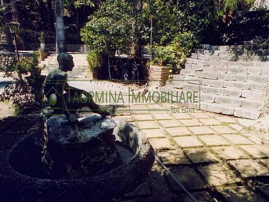 Immagine 31 di Villa in vendita  in via Luigi Pirandello 99 a Taormina