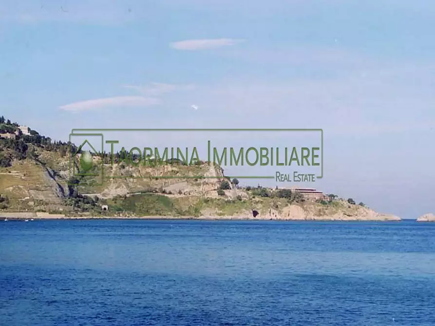 Immagine 52 di Villa in vendita  in via Luigi Pirandello 99 a Taormina