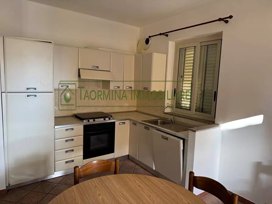 Immagine 4 di Appartamento in vendita  in Via Colajanni s.n.c. a Taormina