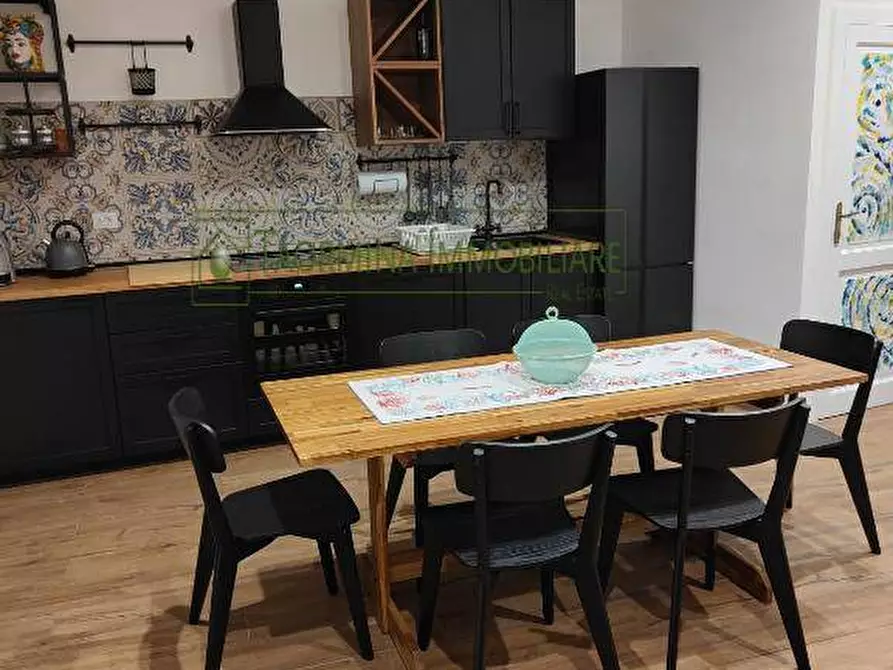 Immagine 30 di Appartamento in vendita  in Corso Umberto 31 a Taormina