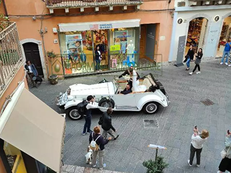 Immagine 36 di Appartamento in vendita  in Corso Umberto 31 a Taormina
