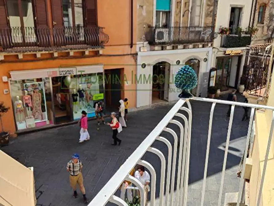 Immagine 37 di Appartamento in vendita  in Corso Umberto 31 a Taormina