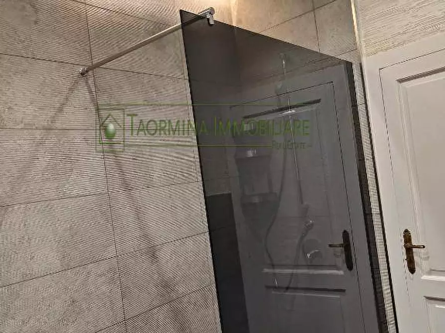 Immagine 39 di Appartamento in vendita  in Corso Umberto 31 a Taormina