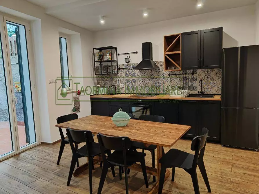 Immagine 43 di Appartamento in vendita  in Corso Umberto 31 a Taormina