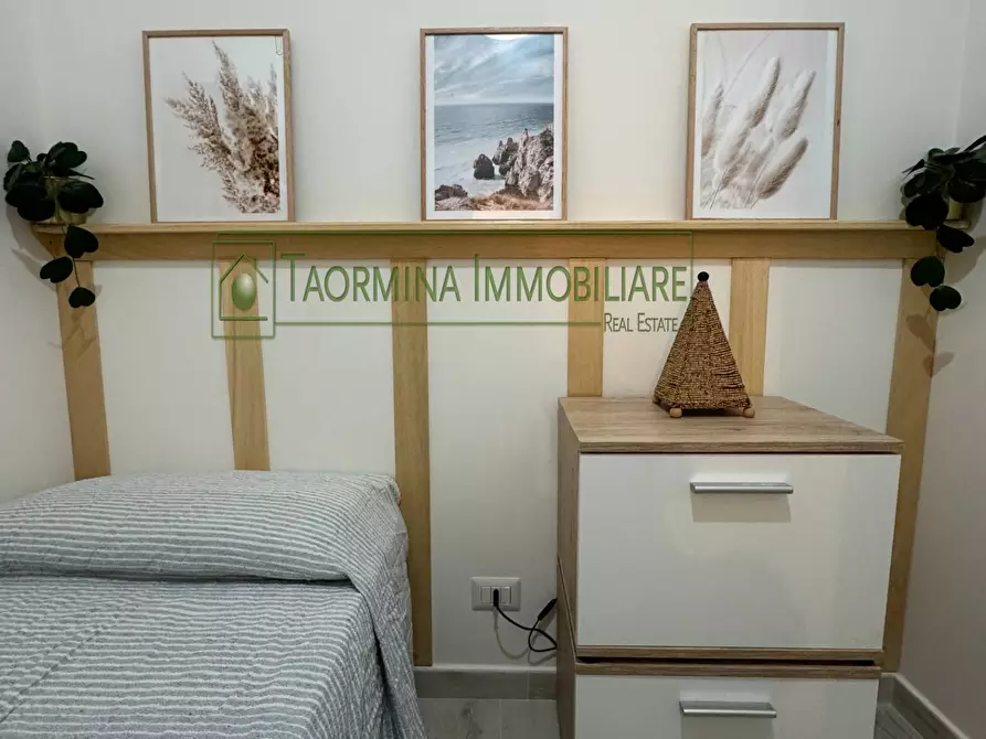 Immagine 6 di Appartamento in affitto  in Via Marco Minghetti 1 a Taormina