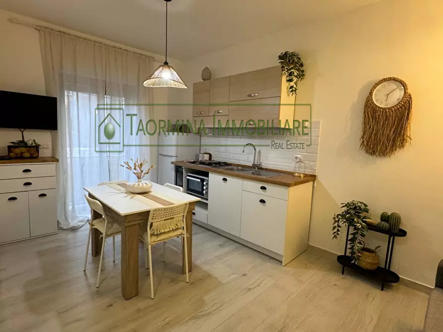 Immagine 7 di Appartamento in affitto  in Via Marco Minghetti 1 a Taormina