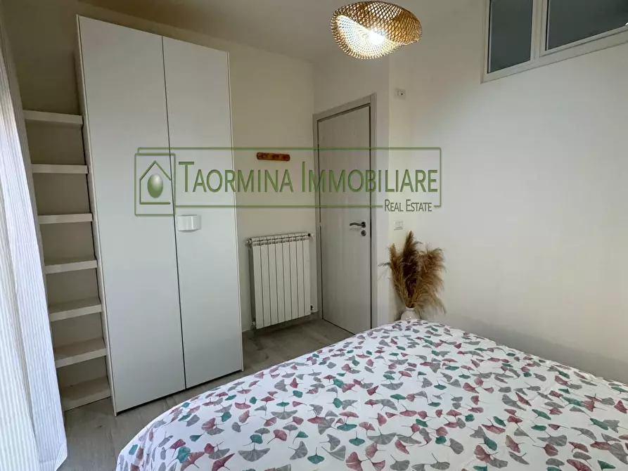 Immagine 16 di Appartamento in affitto  in Via Marco Minghetti 1 a Taormina