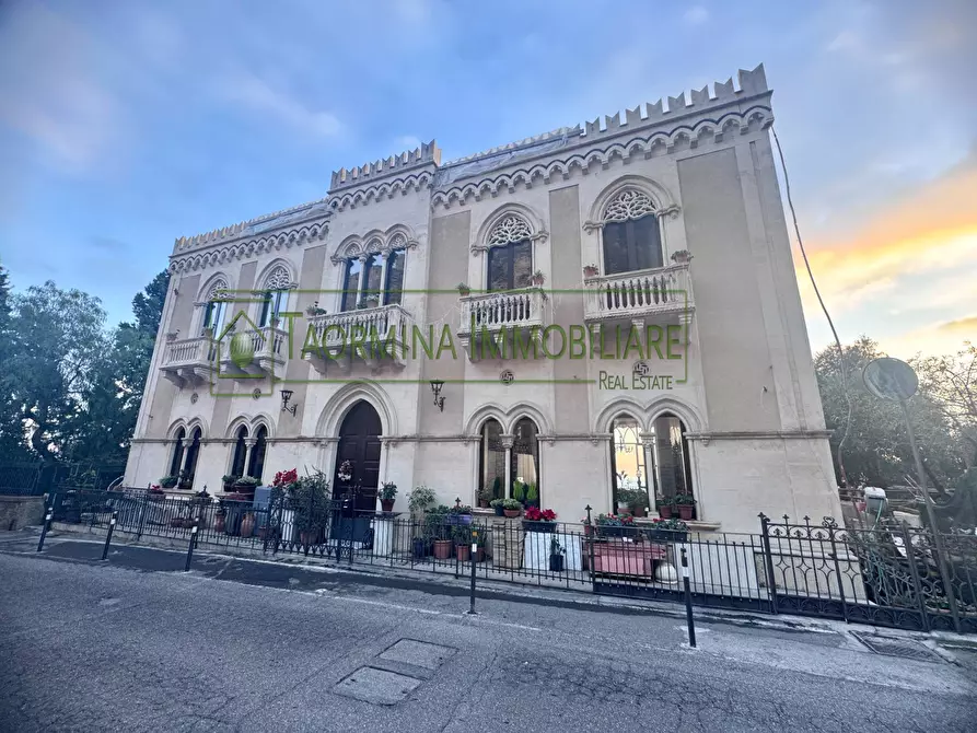 Immagine 1 di Albergo/B&B/Residence in vendita  in via circonvallazione 28 a Taormina