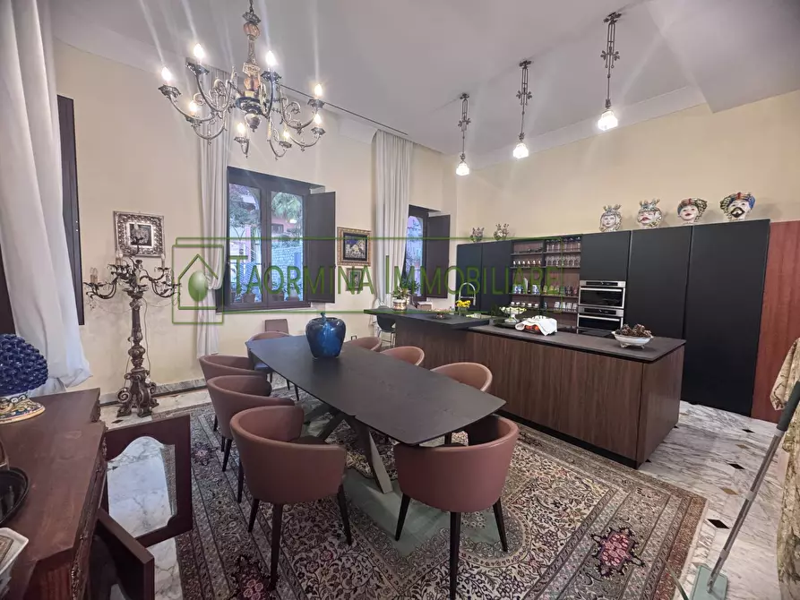 Immagine 7 di Albergo/B&B/Residence in vendita  in via circonvallazione 28 a Taormina