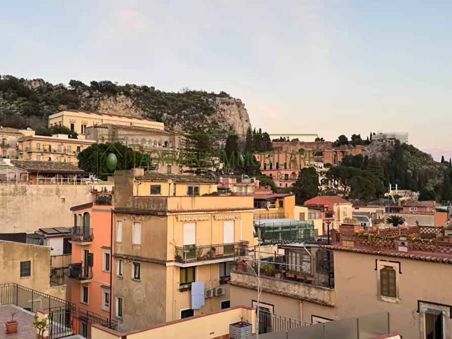 Immagine 37 di Appartamento in vendita  in Via Calapitrulli 9/B a Taormina